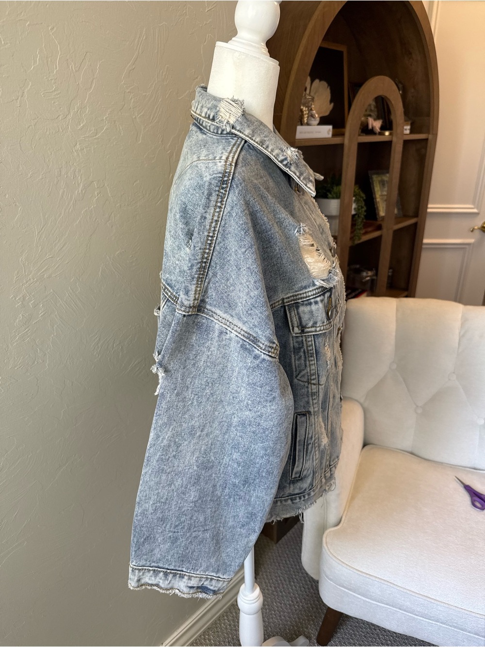 Blue B Distressed Oversized Denim Jacket Acid Wash Grunge Y2K Large - Picture 2 of 5